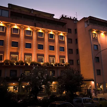 Szálloda Grand Tiberio Róma