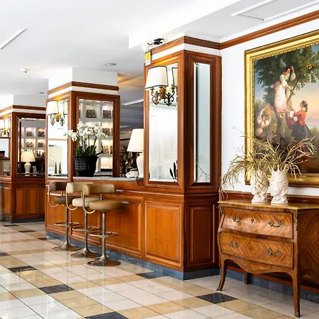 Grand Tiberio Szálloda