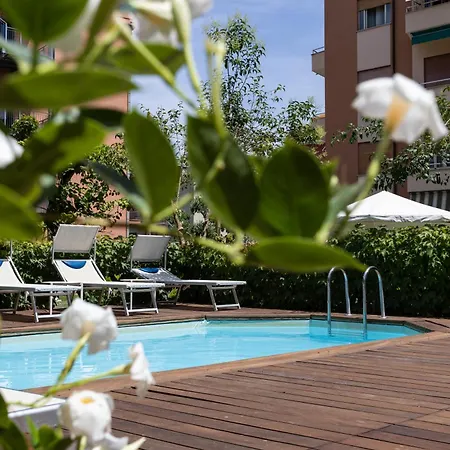 호텔 그랜드 티베리오